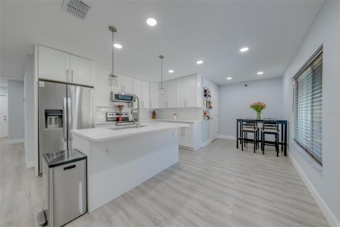 Villa ou maison à vendre à Clearwater, Floride: 3 chambres, 123.56 m2 № 2329069 - photo 7