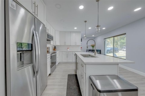 Villa ou maison à vendre à Clearwater, Floride: 3 chambres, 123.56 m2 № 2329069 - photo 10