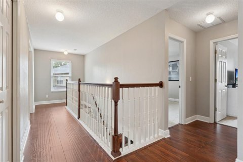 House in Mount Dora, Florida 4 bedrooms, 308.44 sq.m. № 1918156 - photo 23