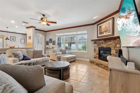 Villa ou maison à vendre à Mount Dora, Floride: 4 chambres, 308.44 m2 № 1918156 - photo 8
