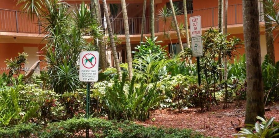 Condo in Miami, Florida, 2 bedrooms № 1867830