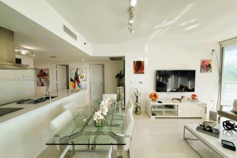 Снять в аренду кондоминиум в Майами, Флорида 2 спальни, 116.59м2, № 1988141 - фото 4