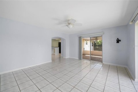 House in Port Charlotte, Florida 3 bedrooms, 151.24 sq.m. № 2393562 - photo 27