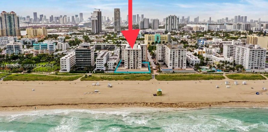 Кондоминиум с 1 спальней в Майами-Бич, Флорида № 1986582