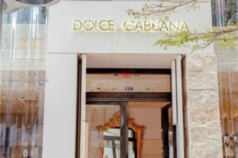 Снять в аренду виллу или дом в Майами, Флорида 2 спальни, 91.97м2, № 1986318 - фото 19