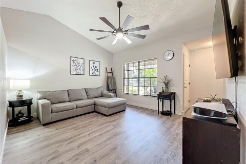 Casa en venta en Orlando, Florida, 3 dormitorios, 170.38 m2 № 1905667 - foto 11