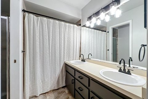 Casa en venta en Orlando, Florida, 3 dormitorios, 170.38 m2 № 1905667 - foto 29