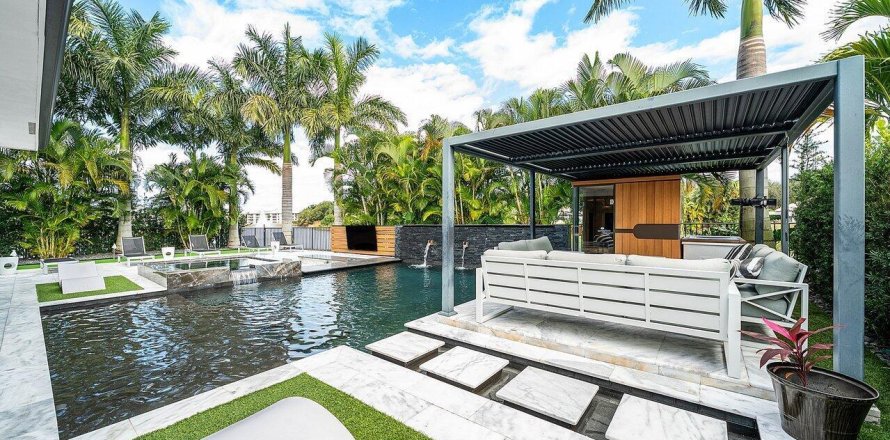 House in West Palm Beach, Florida 5 bedrooms, 302.86 sq.m. № 2087668