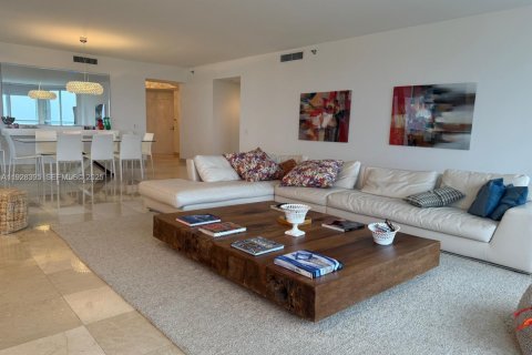 Condo in Aventura, Florida, 3 bedrooms  № 1990873 - photo 1