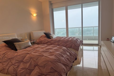 Condo in Aventura, Florida, 3 bedrooms  № 1990873 - photo 11