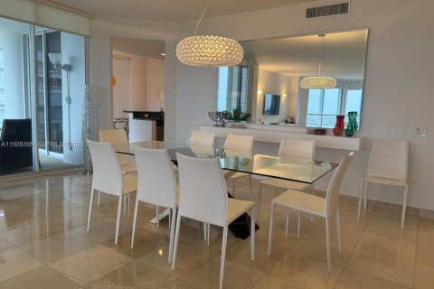 Condo in Aventura, Florida, 3 bedrooms  № 1990873 - photo 6