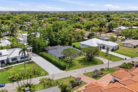 House in Fort Myers, Florida 4 bedrooms, 247.31 sq.m. № 2114765 - photo 7