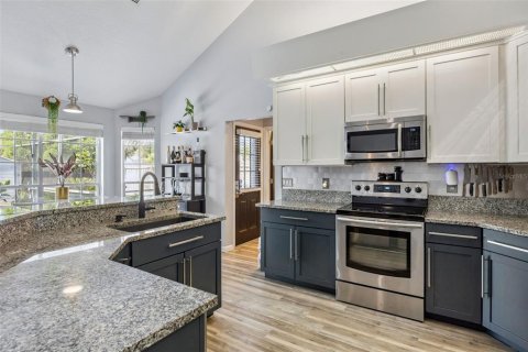 Casa en venta en Apopka, Florida, 4 dormitorios, 218.23 m2 № 2151437 - foto 19