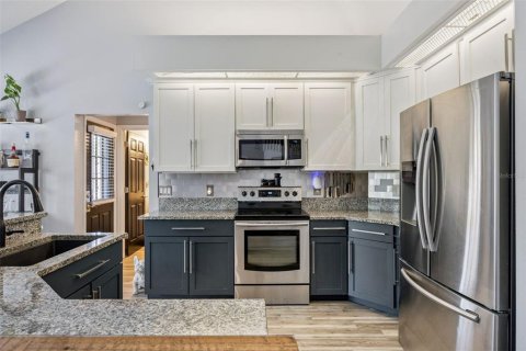 Casa en venta en Apopka, Florida, 4 dormitorios, 218.23 m2 № 2151437 - foto 25