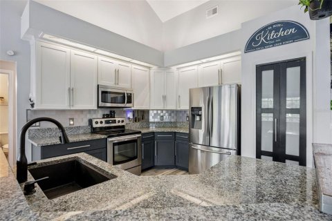 Casa en venta en Apopka, Florida, 4 dormitorios, 218.23 m2 № 2151437 - foto 20
