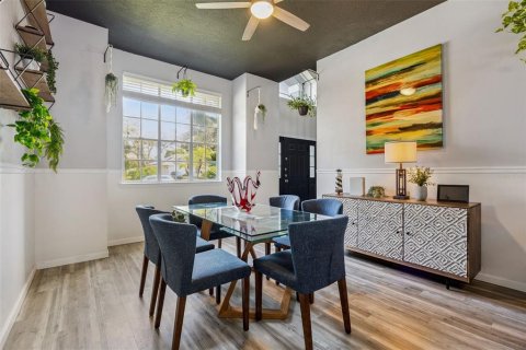 Casa en venta en Apopka, Florida, 4 dormitorios, 218.23 m2 № 2151437 - foto 6