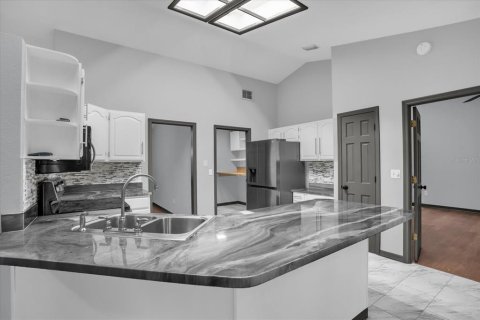 Villa ou maison à vendre à Altamonte Springs, Floride: 3 chambres, 164.07 m2 № 1824403 - photo 16