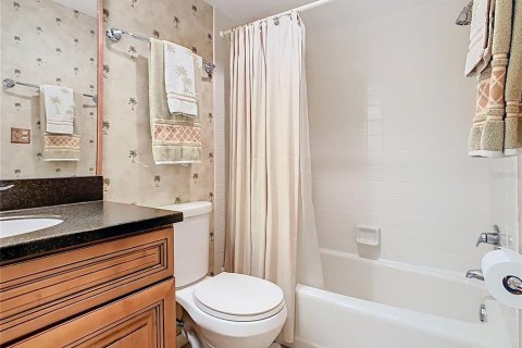 Condo in Mulberry, Florida, 2 bedrooms  № 1907434 - photo 16