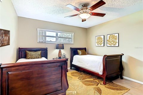 Condo in Mulberry, Florida, 2 bedrooms  № 1907434 - photo 15