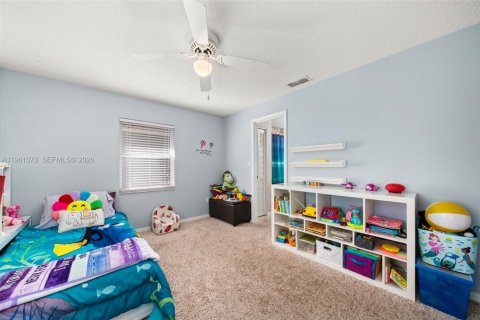 House in Sebring, Florida 2 bedrooms, 141.77 sq.m. № 2021890 - photo 30