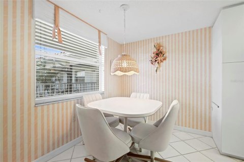 Купить кондоминиум в Брейдентон, Флорида 8 комнат, 96.8м2, № 1787409 - фото 10