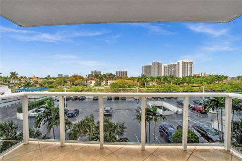 Copropriété à louer à Aventura, Floride: 2 chambres, 100.24 m2 № 1993306 - photo 19