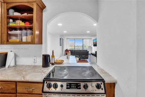 Copropriété à louer à Aventura, Floride: 2 chambres, 100.24 m2 № 1993306 - photo 8