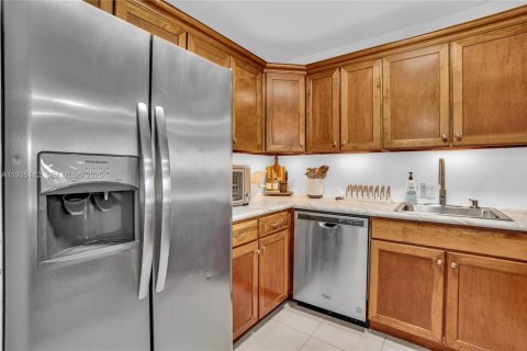 Copropriété à louer à Aventura, Floride: 2 chambres, 100.24 m2 № 1993306 - photo 5