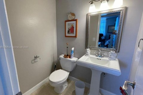 Condominio en venta en Hollywood, Florida, 1 dormitorio, 78.41 m2 № 2009512 - foto 13