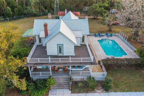 House in Yalaha, Florida 5 bedrooms, 330.36 sq.m. № 1556999 - photo 6