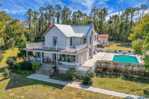 House in Yalaha, Florida 5 bedrooms, 330.36 sq.m. № 1556999 - photo 7