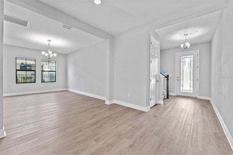 Villa ou maison à vendre à Fish Hawk, Floride: 4 chambres, 303.33 m2 № 1866651 - photo 6