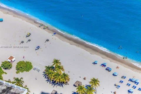 Купить кондоминиум в Санни-Айлс-Бич, Флорида 2 спальни, 152.08м2, № 2066336 - фото 19