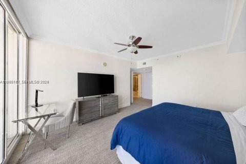 Купить кондоминиум в Санни-Айлс-Бич, Флорида 2 спальни, 152.08м2, № 2066336 - фото 28