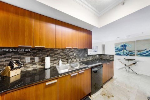 Купить кондоминиум в Санни-Айлс-Бич, Флорида 2 спальни, 152.08м2, № 2066336 - фото 13