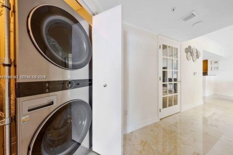 Купить кондоминиум в Санни-Айлс-Бич, Флорида 2 спальни, 152.08м2, № 2066336 - фото 25