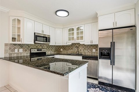 Townhouse in Vero Beach, Florida 2 bedrooms, 105.91 sq.m. № 2376881 - photo 4