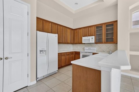 Villa ou maison à louer à Orlando, Floride: 4 chambres, 247.12 m2 № 2156387 - photo 14