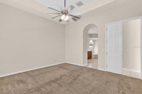 Villa ou maison à louer à Orlando, Floride: 4 chambres, 247.12 m2 № 2156387 - photo 16