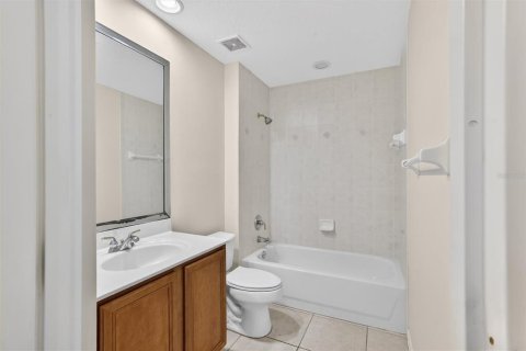 Villa ou maison à louer à Orlando, Floride: 4 chambres, 247.12 m2 № 2156387 - photo 27