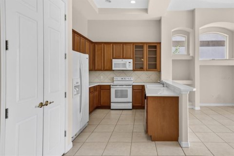 Villa ou maison à louer à Orlando, Floride: 4 chambres, 247.12 m2 № 2156387 - photo 12