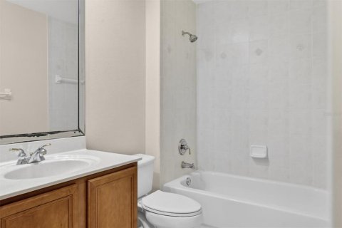 Villa ou maison à louer à Orlando, Floride: 4 chambres, 247.12 m2 № 2156387 - photo 28