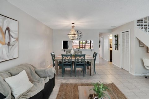 Touwnhouse à vendre à Palm Harbor, Floride: 2 chambres, 102.01 m2 № 1899954 - photo 6