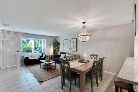 Touwnhouse à vendre à Palm Harbor, Floride: 2 chambres, 102.01 m2 № 1899954 - photo 7