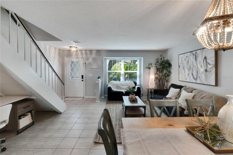 Touwnhouse à vendre à Palm Harbor, Floride: 2 chambres, 102.01 m2 № 1899954 - photo 16