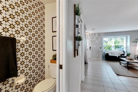 Touwnhouse à vendre à Palm Harbor, Floride: 2 chambres, 102.01 m2 № 1899954 - photo 9