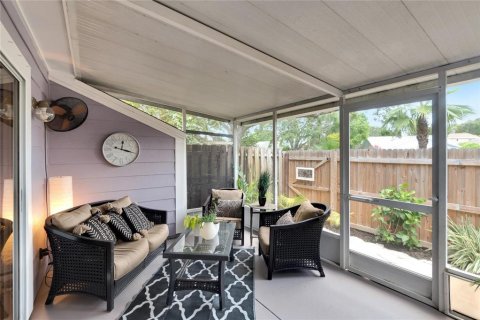 Touwnhouse à vendre à Palm Harbor, Floride: 2 chambres, 102.01 m2 № 1899954 - photo 18