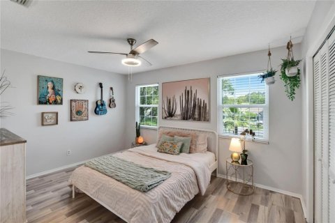 Touwnhouse à vendre à Palm Harbor, Floride: 2 chambres, 102.01 m2 № 1899954 - photo 12