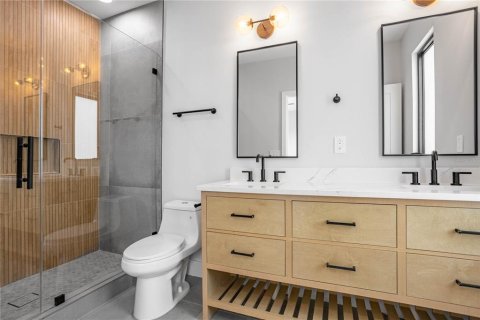 Adosado en venta en Tampa, Florida, 3 dormitorios, 170.2 m2 № 1681214 - foto 15