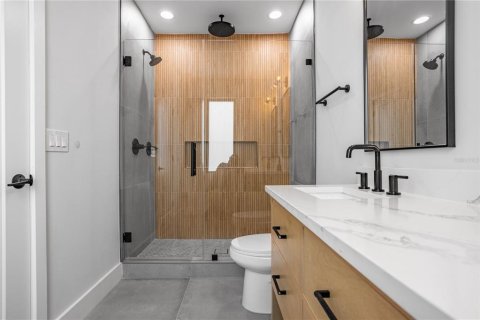 Adosado en venta en Tampa, Florida, 3 dormitorios, 170.2 m2 № 1681214 - foto 16